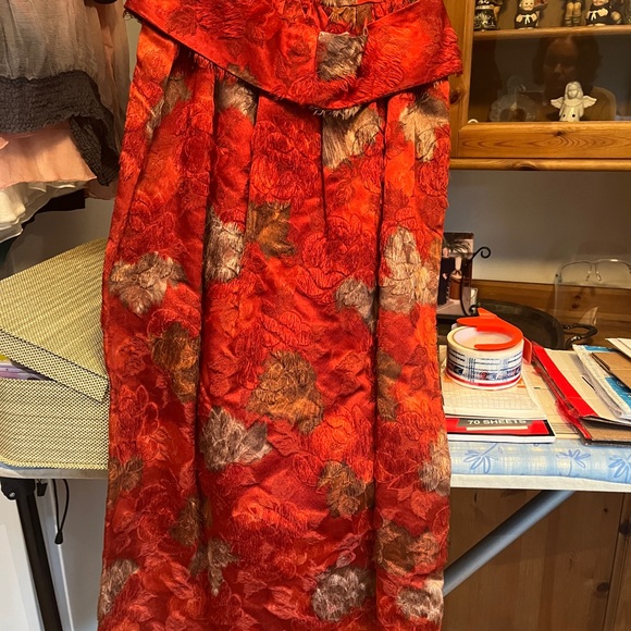 Custom Made-1960's Vintage Gown & Clutch - Picture 11 of 14